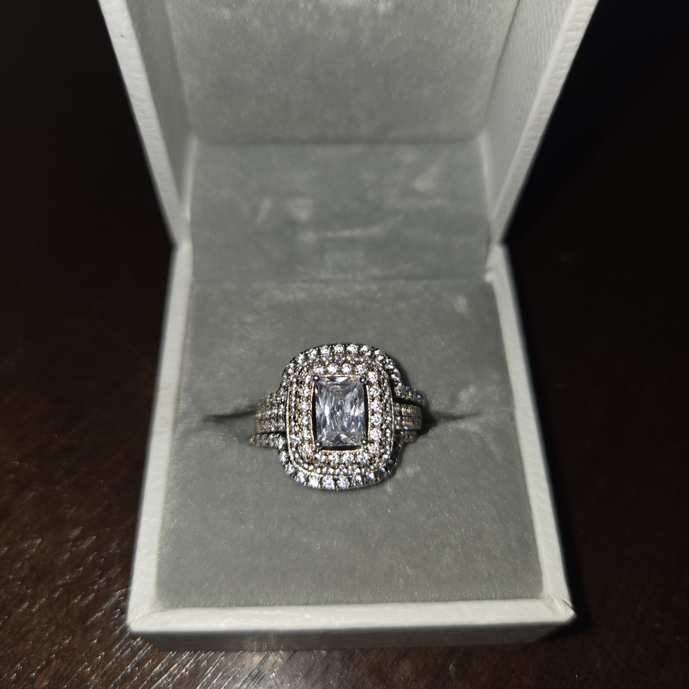 Elegant 925 silver Gemstone Ring - Picture 2 of 2